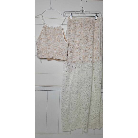 Crystal Doll 2 Piece Lace and Embroidered Skirt Set - BEAUTIFUL! Size 3 NWOT - Picture 4 of 4